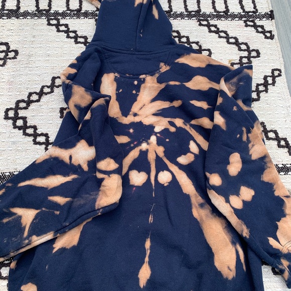 NWT Navy Blue tie dye hooded l/s sweatshirt - Picture 7 of 16